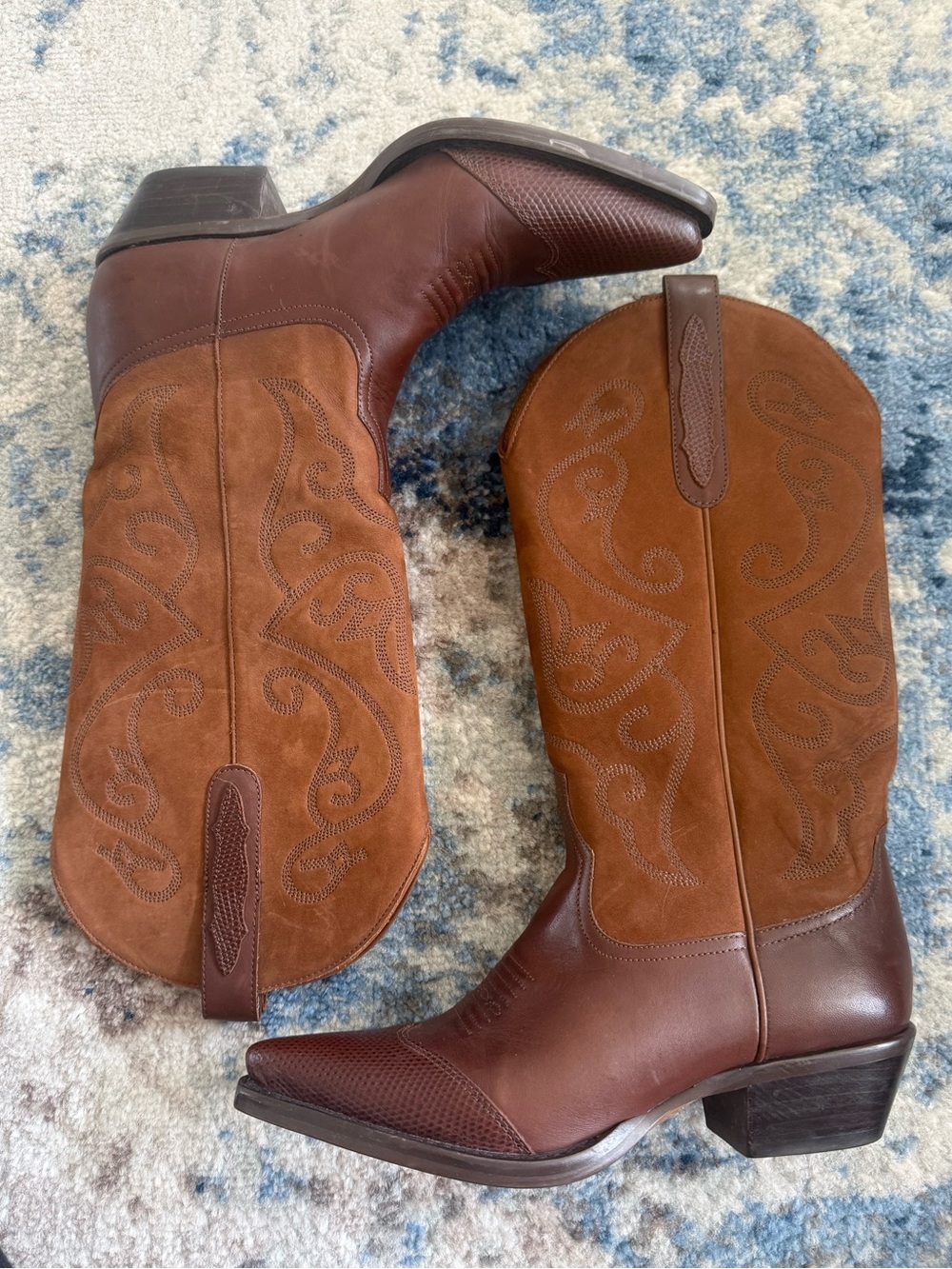 NINE WEST ladies EVIE cowboy boots. Size 7. EUC